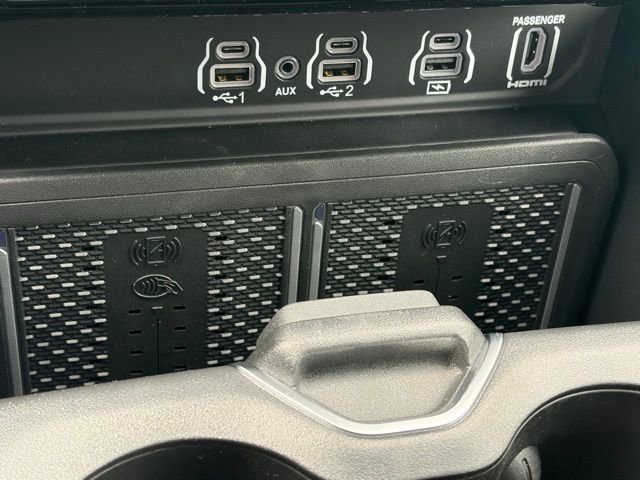 New 2026 RAM 1500 Laramie w/ Night Edition image 25