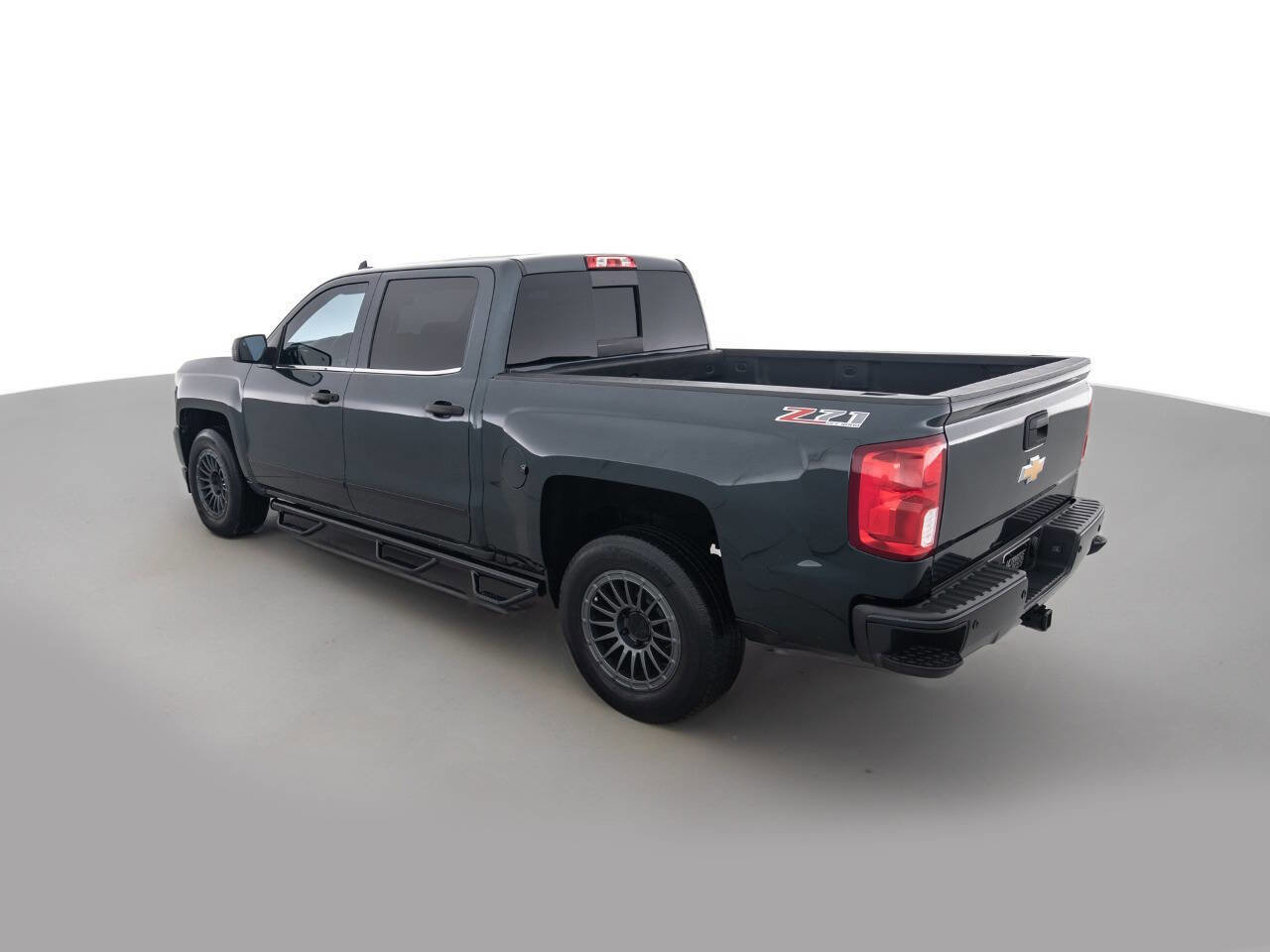 Used 2017 Chevrolet Silverado 1500 LTZ Z71 w/ LTZ Plus Package image 7