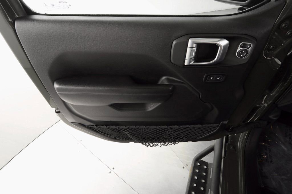 Certified 2021 Jeep Gladiator Sport image 17