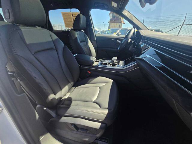 Used 2023 Audi Q7 2.0T Premium Plus w/ Premium Plus Package AWD/4WD image 10