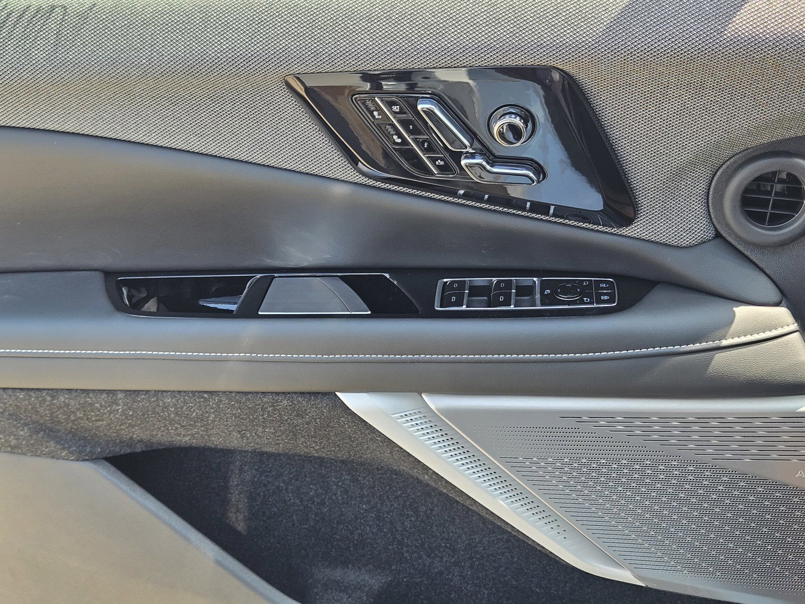 New 2026 Cadillac Optiq Sport 1 RWD image 16
