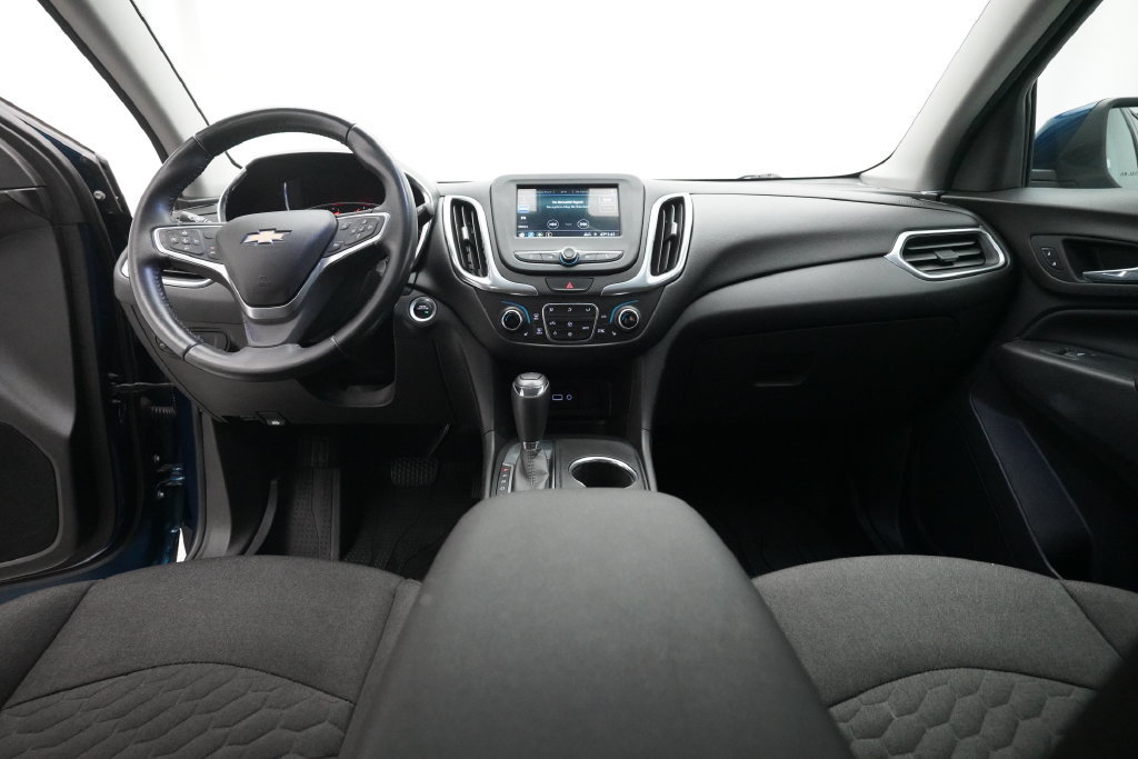 Used 2019 Chevrolet Equinox LT w/ Driver Convenience Package FWD image 5