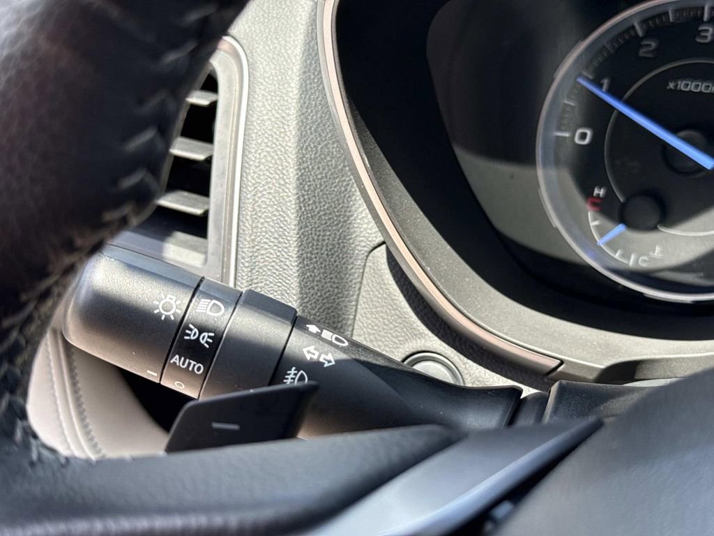 Used 2022 Subaru Ascent Limited w/ Technology Package image 42