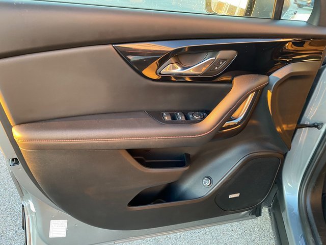 Used 2025 Chevrolet Blazer RS image 17