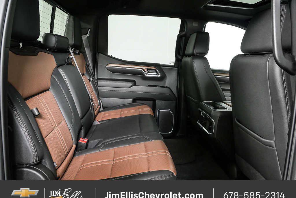 Certified 2024 Chevrolet Silverado 1500 High Country w/ Technology Package AWD/4WD image 22