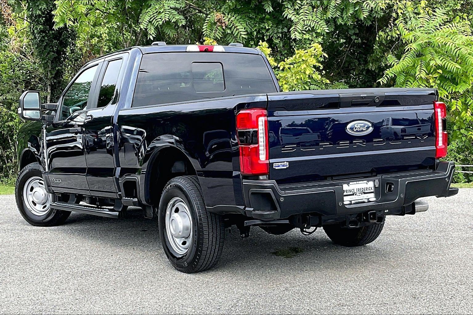Used 2024 Ford F350 XL w/ 360-Degree Camera Package RWD image 10