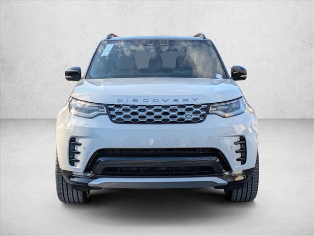 Certified 2026 Land Rover Discovery Limited Edition AWD/4WD image 6