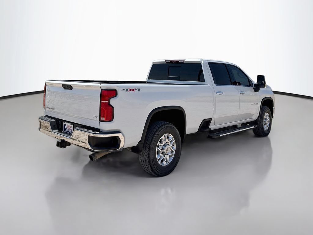 Used 2024 Chevrolet Silverado 2500 LTZ w/ LTZ Premium Package AWD/4WD image 7