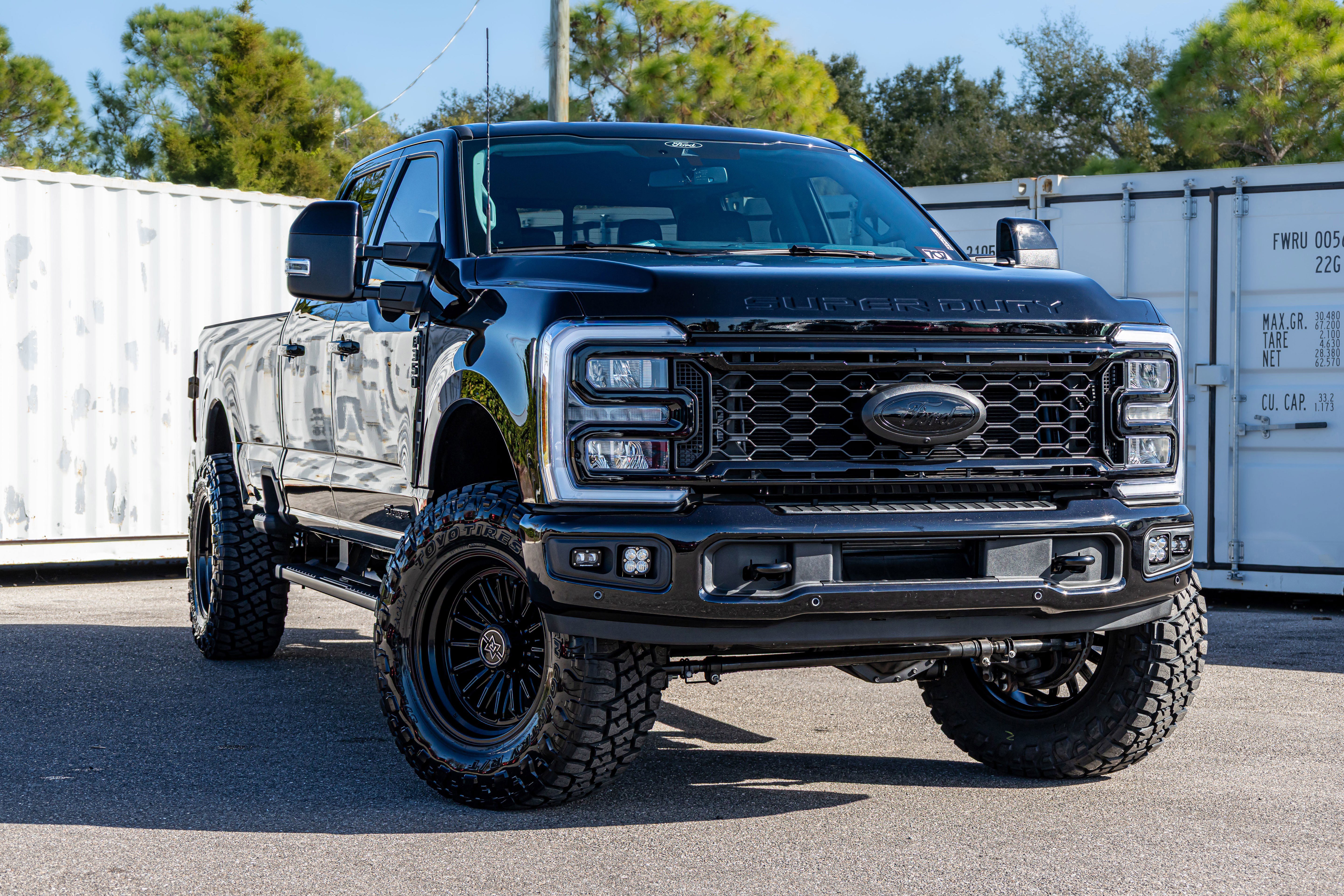 New 2025 Ford F350 Lariat w/ Lariat Ultimate Package image 2