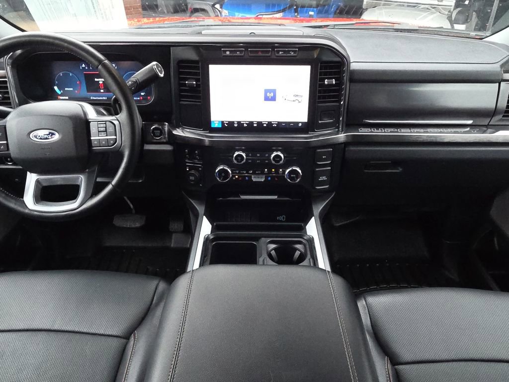 Used 2023 Ford F350 Lariat w/ Chrome Package image 12