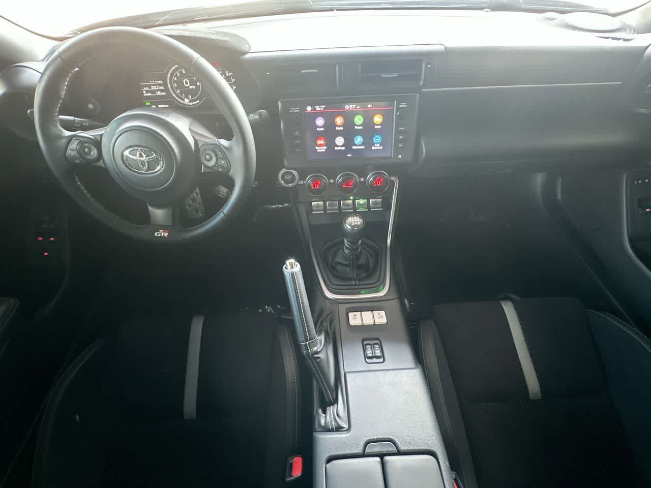 Used 2025 Toyota GR86 Premium RWD image 24