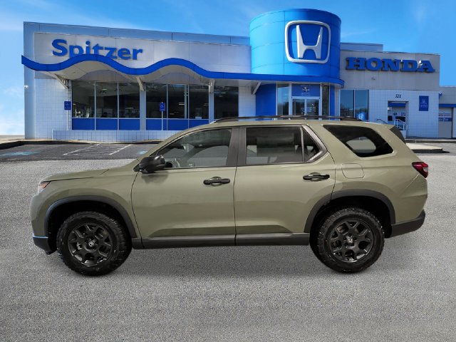 New 2026 Honda Pilot TrailSport image 7