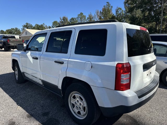 Used 2016 Jeep Patriot Sport FWD image 7