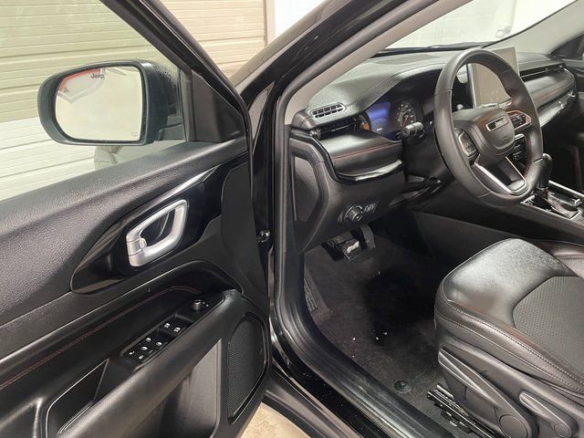 Used 2022 Jeep Compass Trailhawk w/ Trailer Tow Group image 13