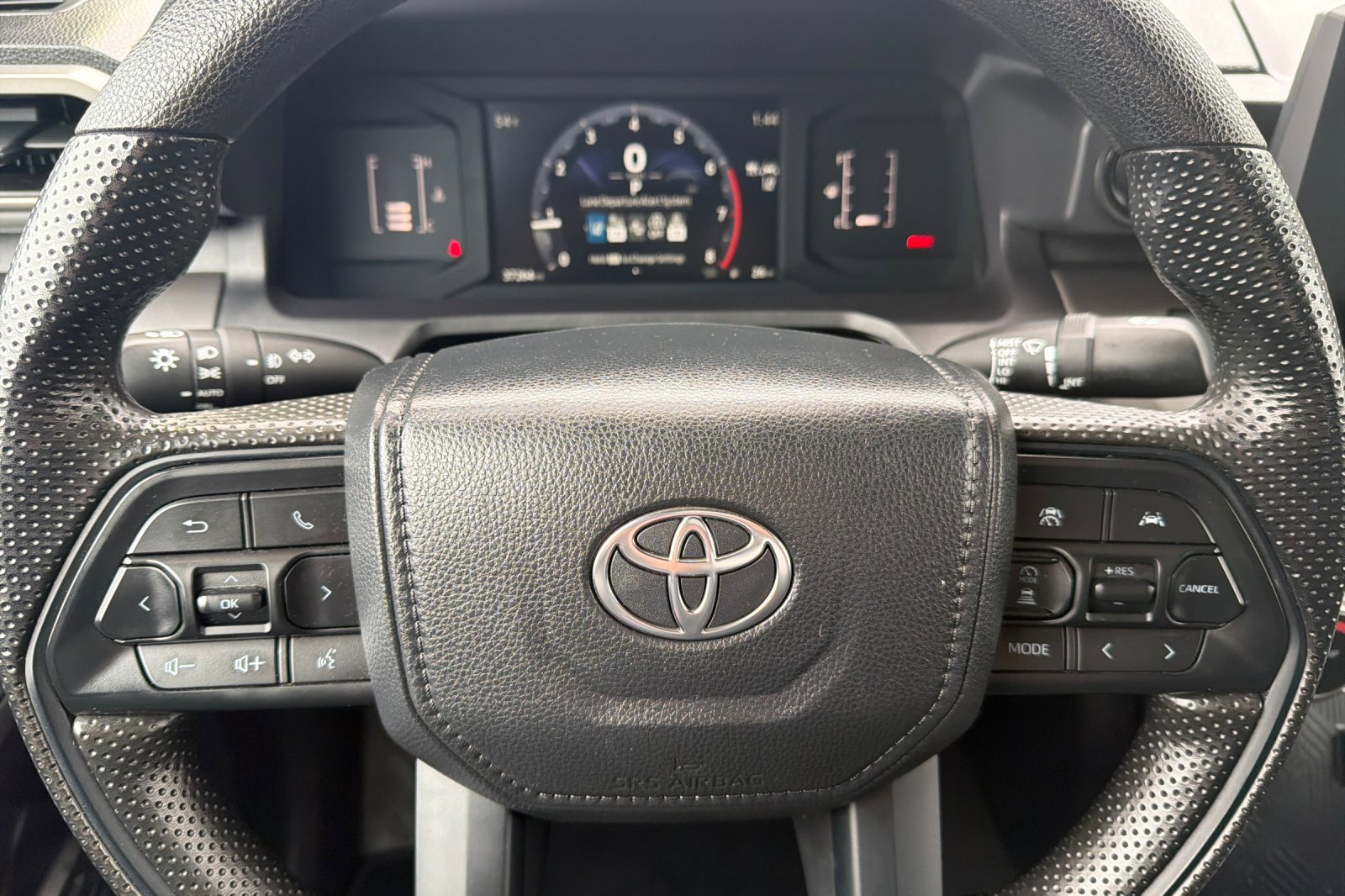 Certified 2024 Toyota Tacoma SR5 image 21