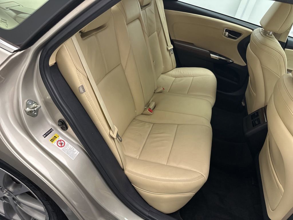 Used 2015 Toyota Avalon XLE Touring FWD image 7