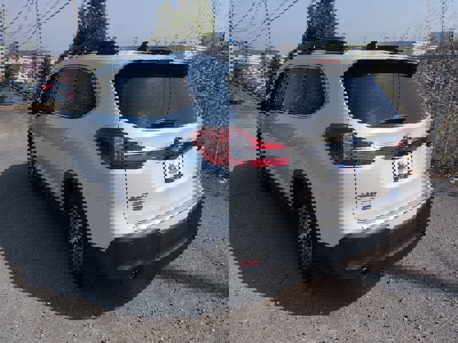 Used 2021 Subaru Ascent Premium w/ Convenience Package image 6