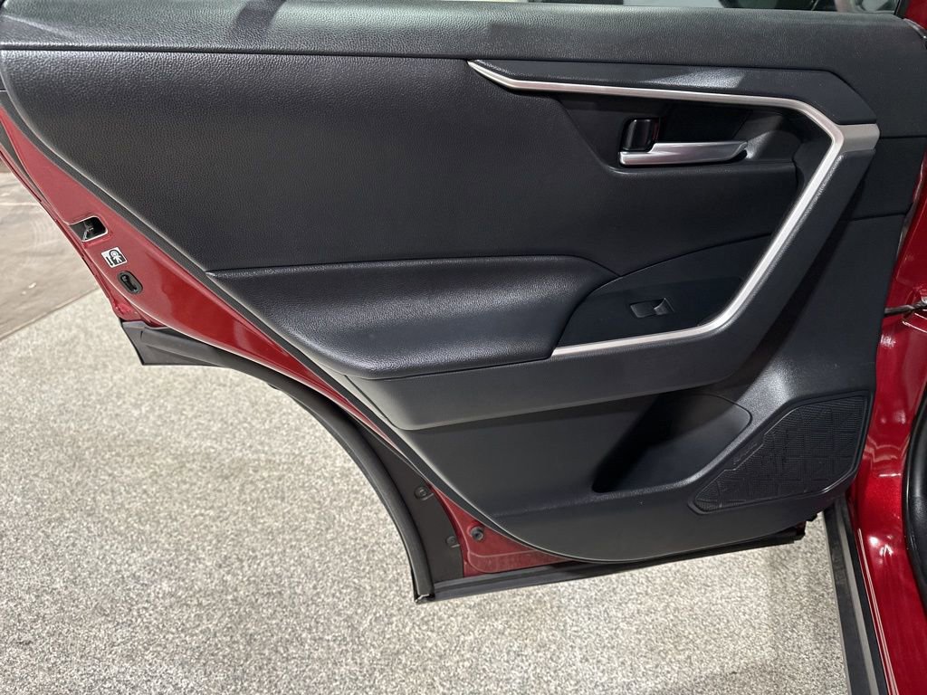 Certified 2019 Toyota RAV4 XLE image 15