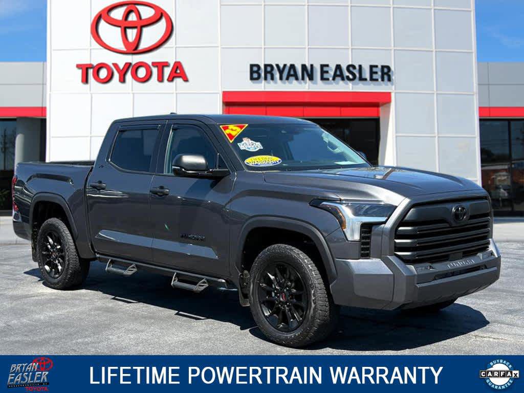Used 2023 Toyota Tundra SR5 w/ SR5 Convenience Package AWD/4WD image 1