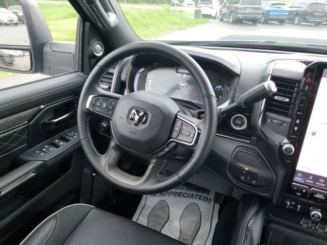 Used 2025 RAM 2500 Limited AWD/4WD image 21
