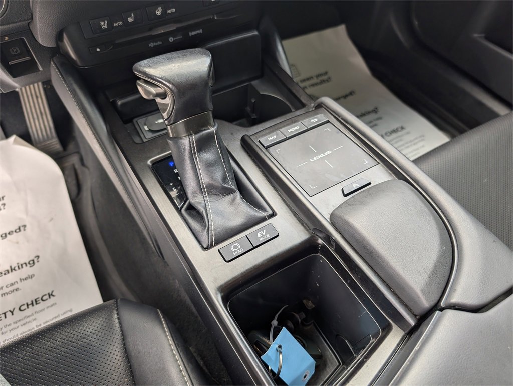 Used 2019 Lexus ES 300h image 18