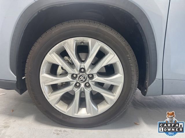 Used 2021 Toyota Highlander Limited image 11