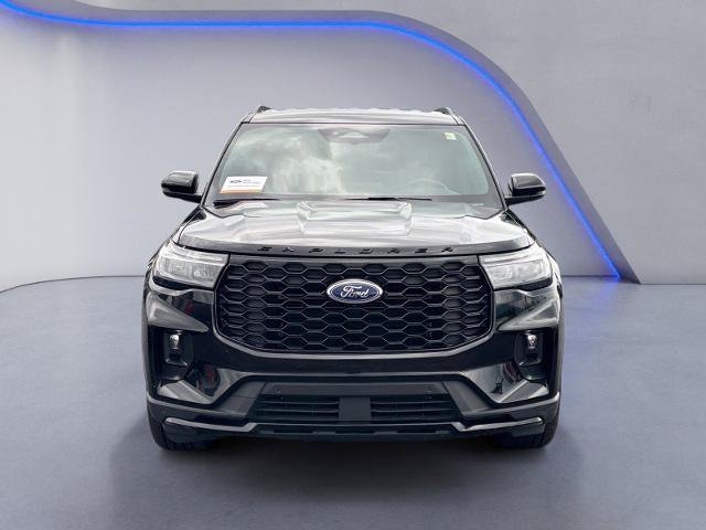 Certified 2025 Ford Explorer ST-Line w/ ST-Line Street Pack AWD/4WD image 9
