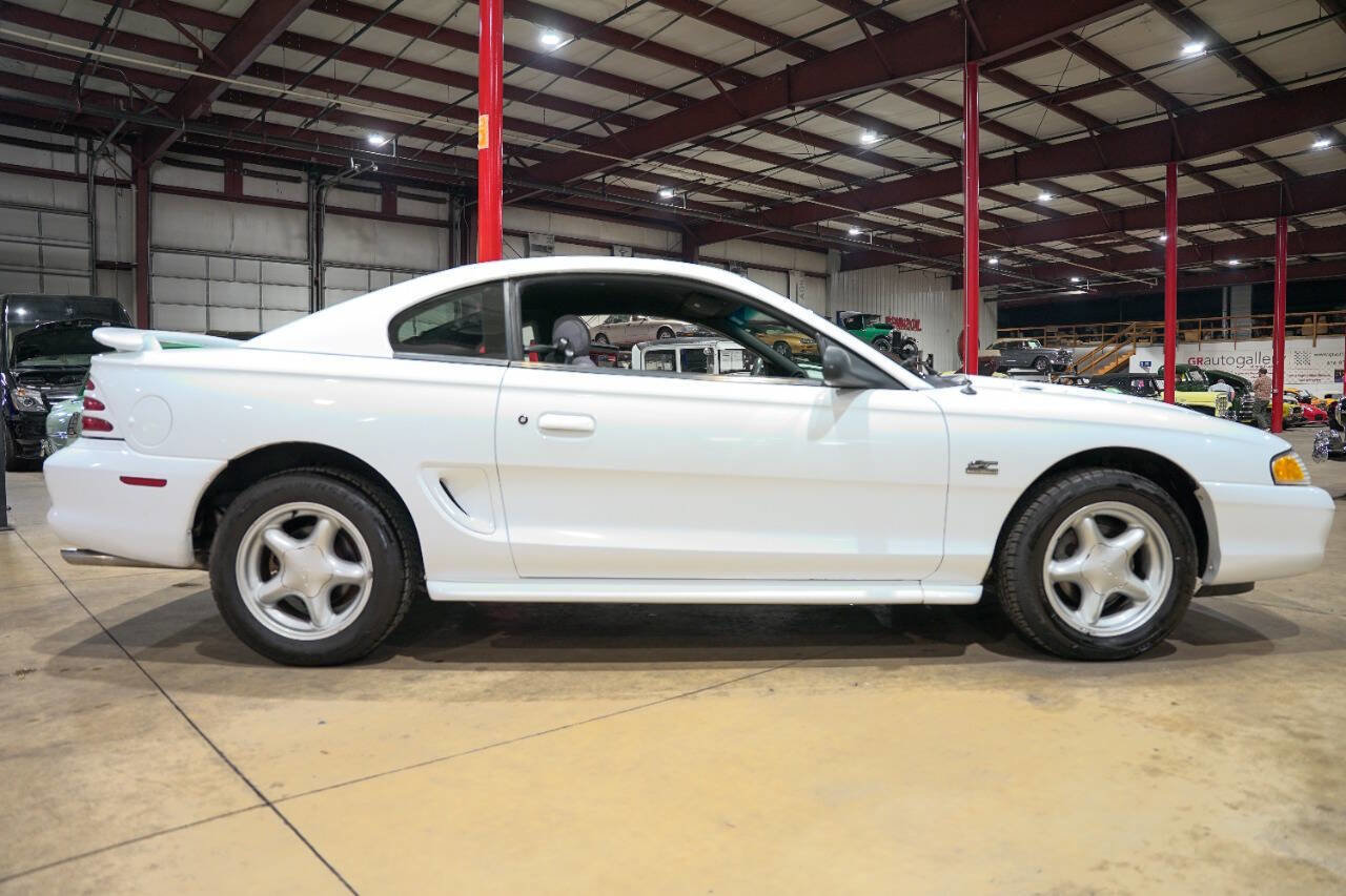 Used 1995 Ford Mustang GT image 10