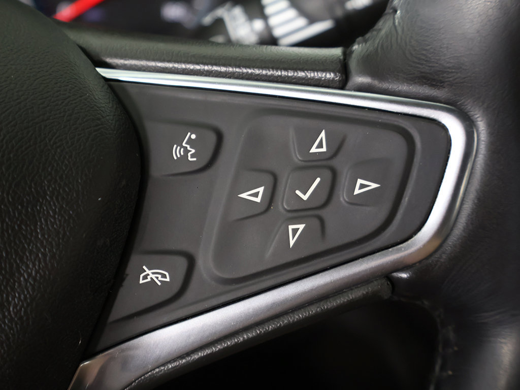 Used 2020 Chevrolet Equinox LT FWD image 43