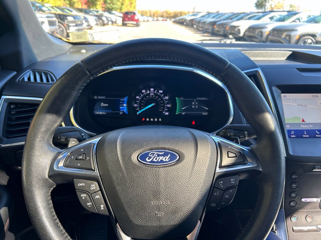 Used 2020 Ford Edge Titanium w/ Equipment Group 301A AWD/4WD image 14