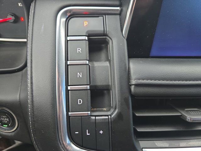 Used 2021 Chevrolet Tahoe Z71 w/ Z71 Signature Package image 32