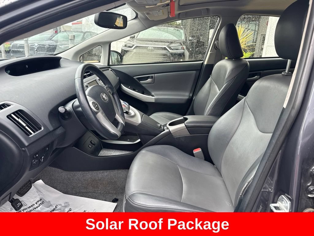 Used 2014 Toyota Prius Four w/ Solar Roof Package FWD image 12