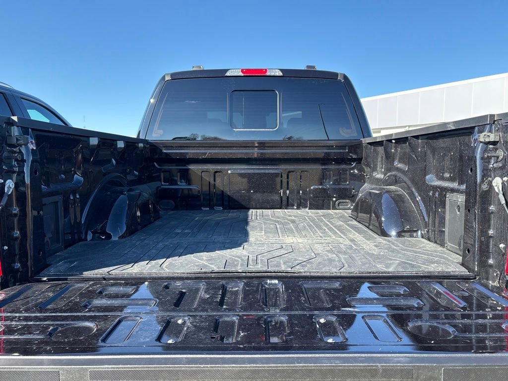 Used 2025 Ford F150 Lariat w/ Equipment Group 501A Mid image 31