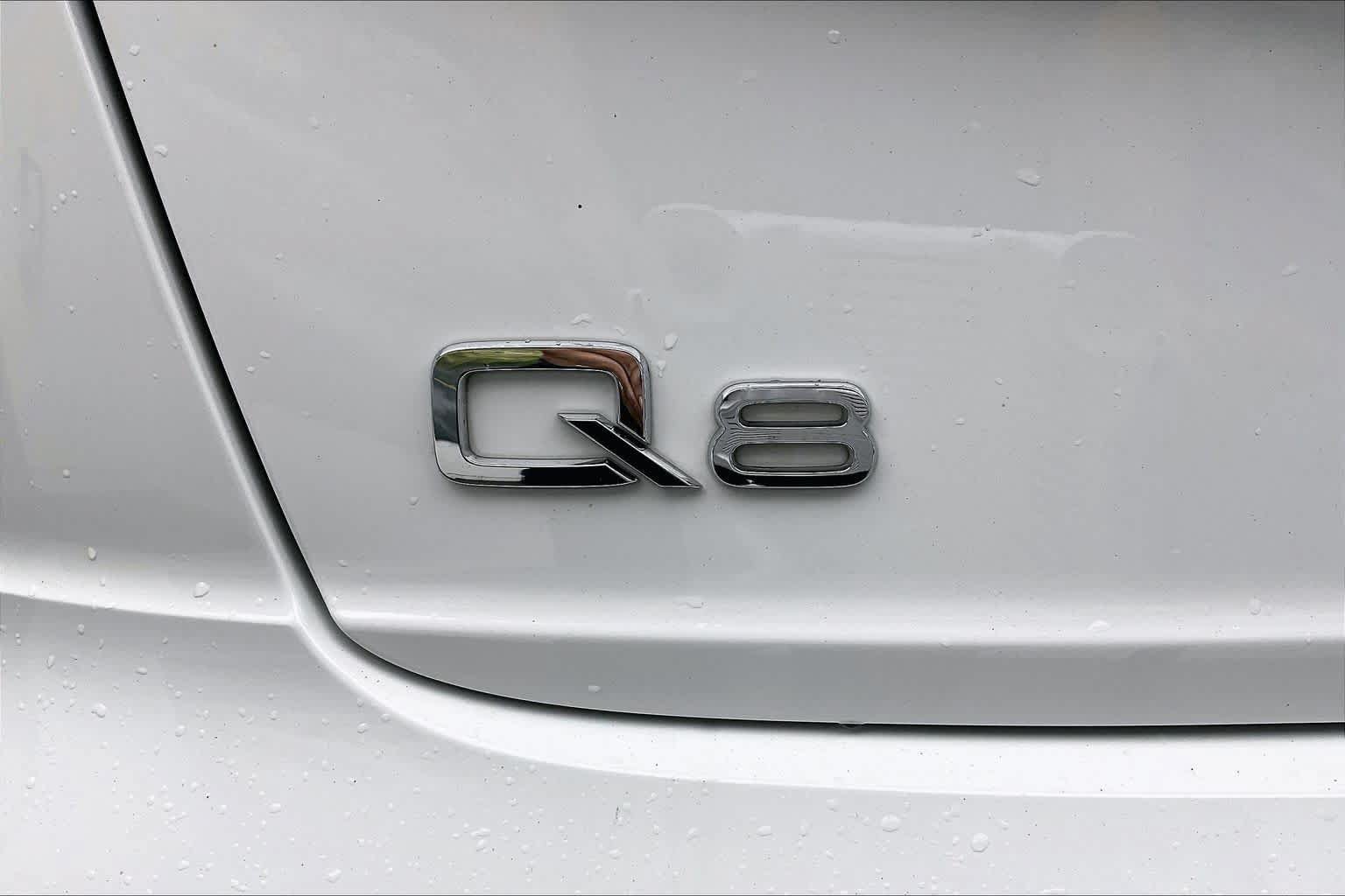 Used 2023 Audi Q8 Premium Plus AWD/4WD image 33