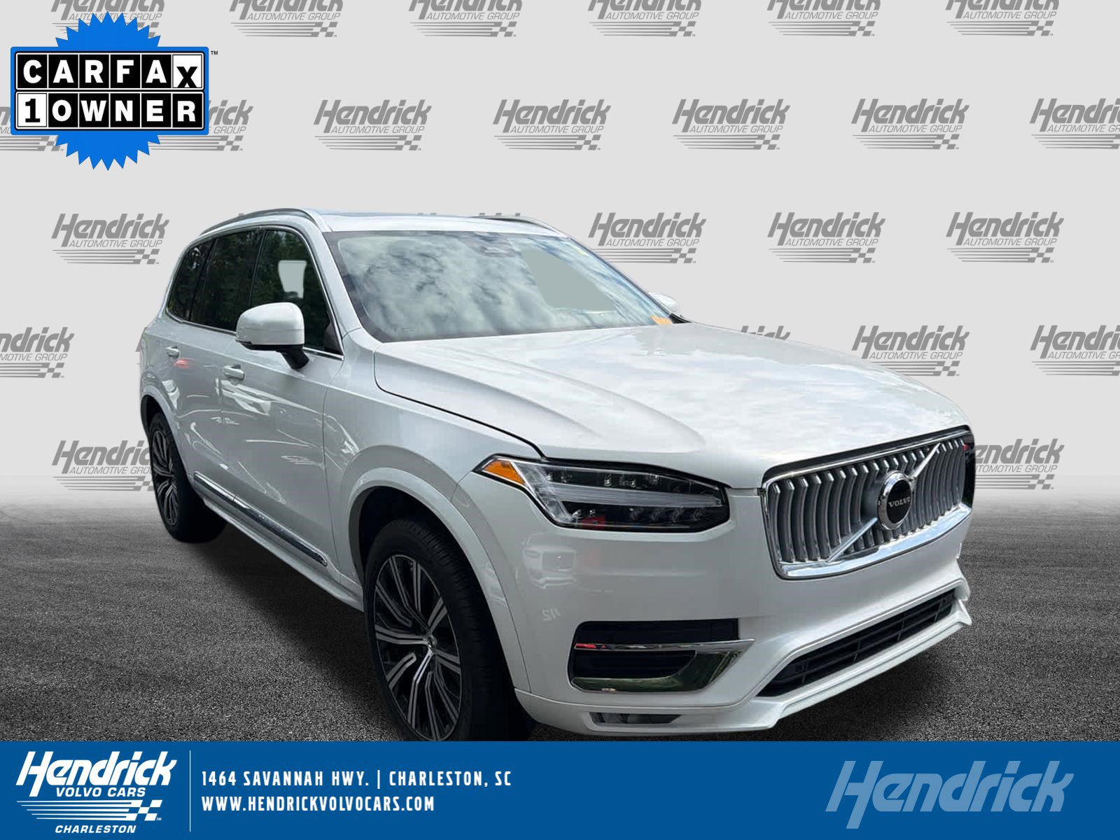 Used 2025 Volvo XC90 B5 Core AWD/4WD image 1