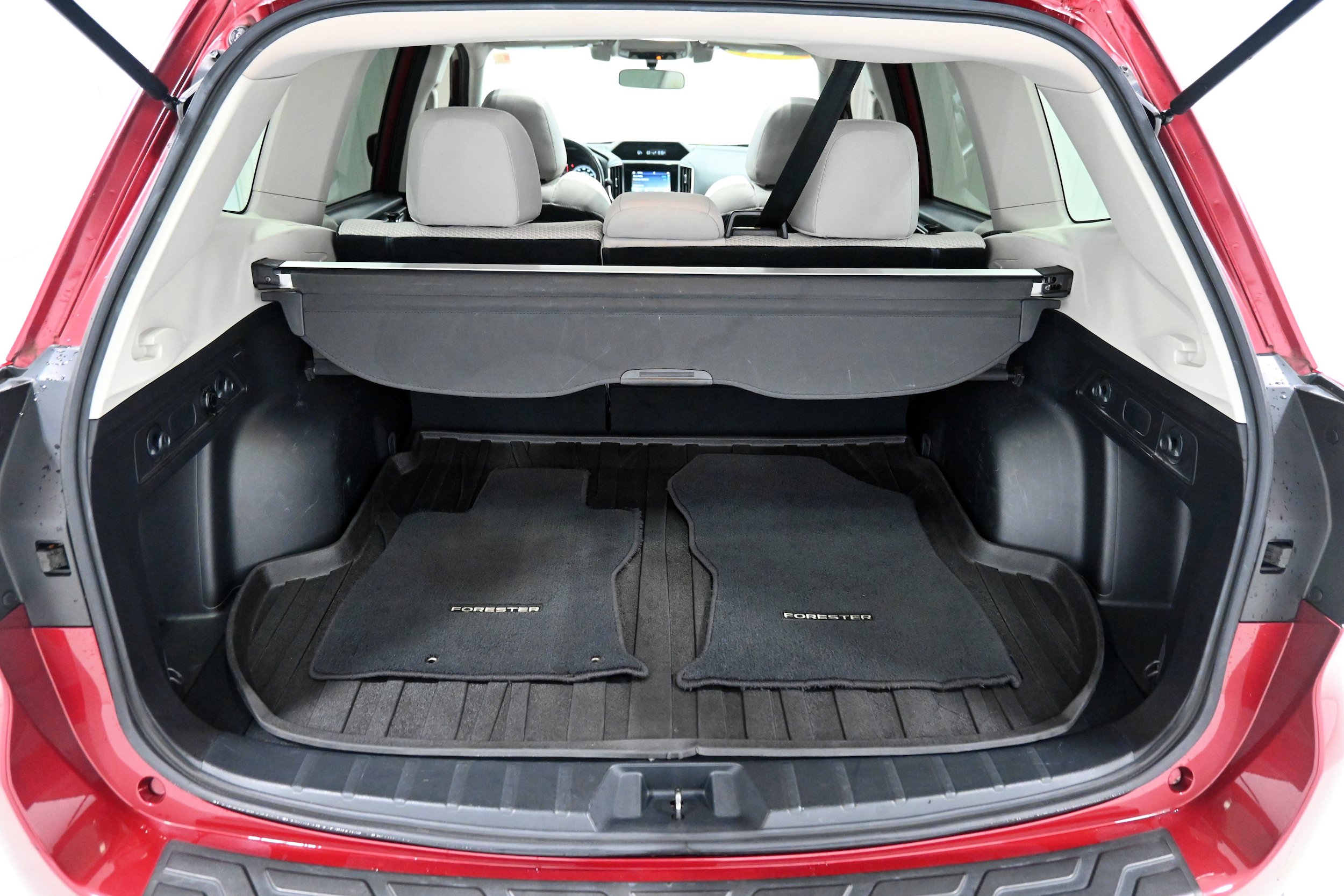 Used 2019 Subaru Forester Premium w/ All-Weather Package AWD/4WD image 31