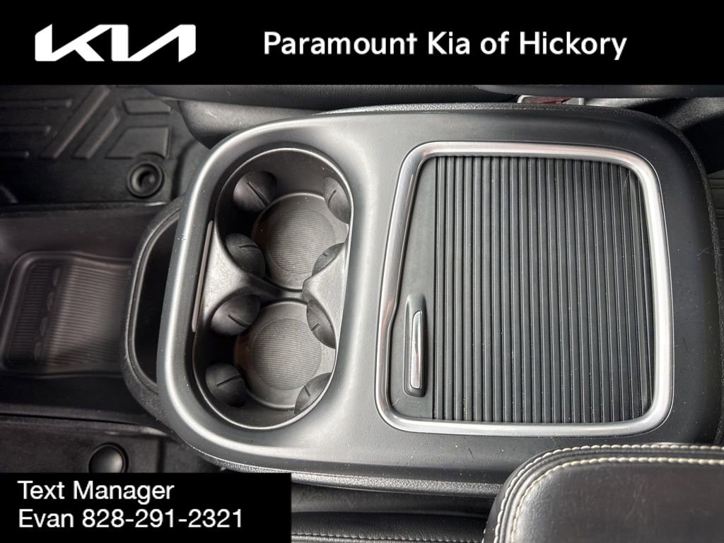 Used 2020 Chrysler Pacifica Touring-L Plus image 30