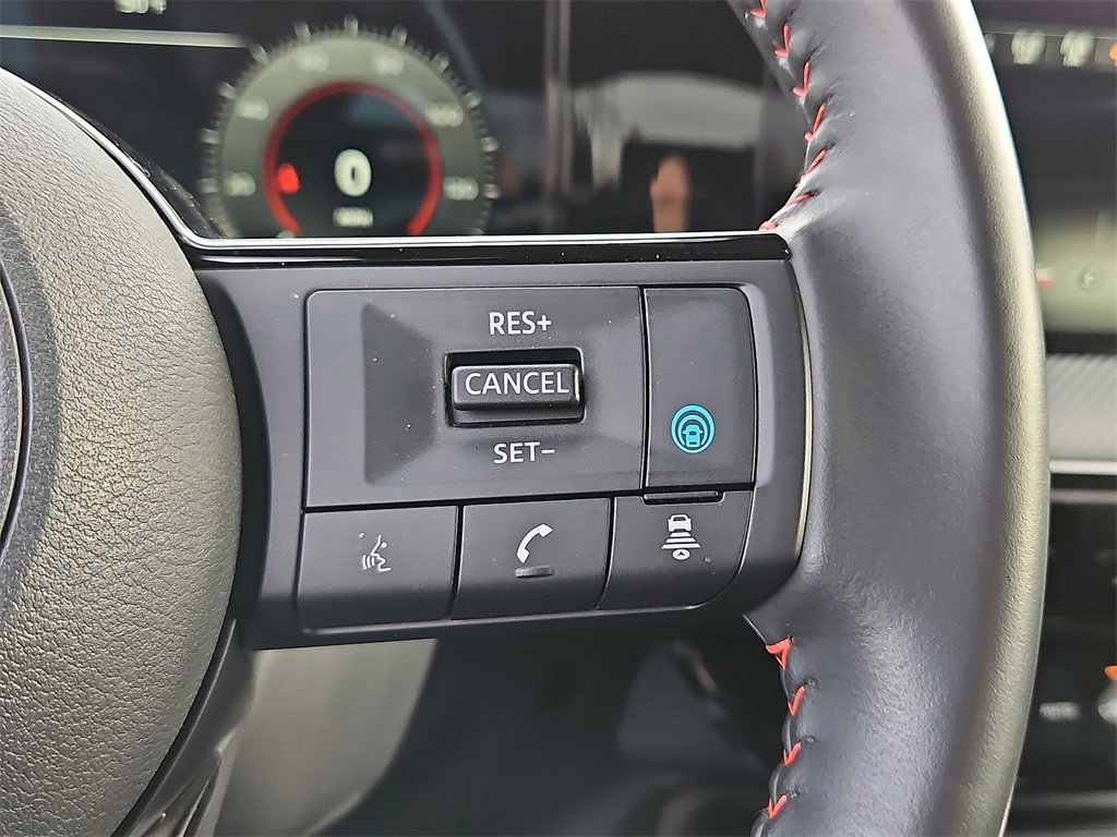 Certified 2025 Nissan Kicks SR w/ Illumination Package image 24