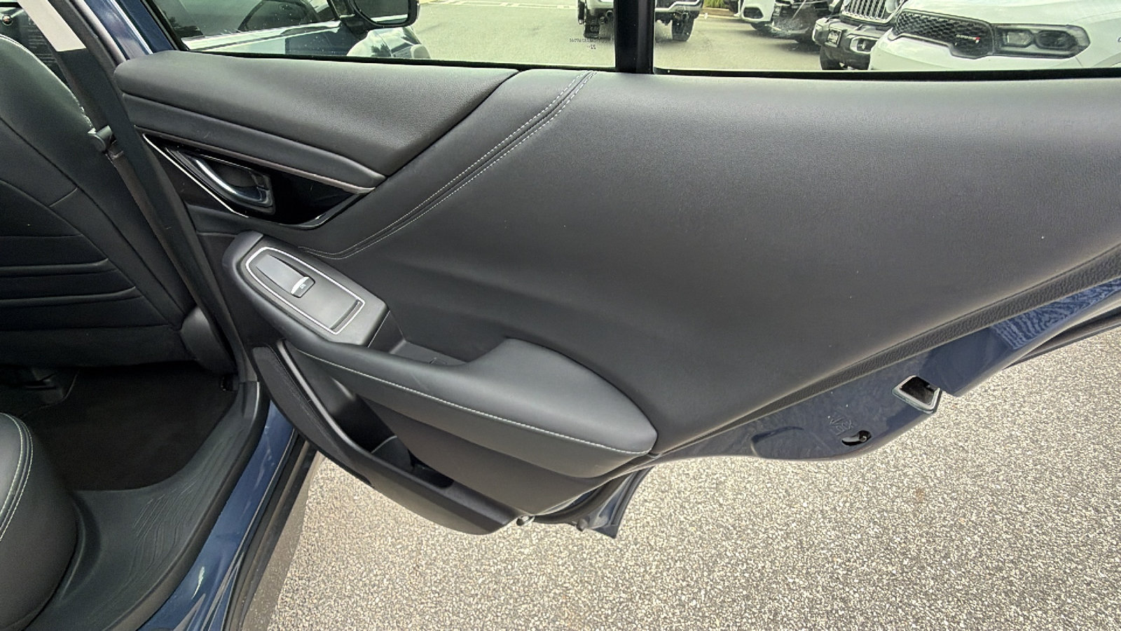 Used 2023 Subaru Outback Touring XT AWD/4WD image 19