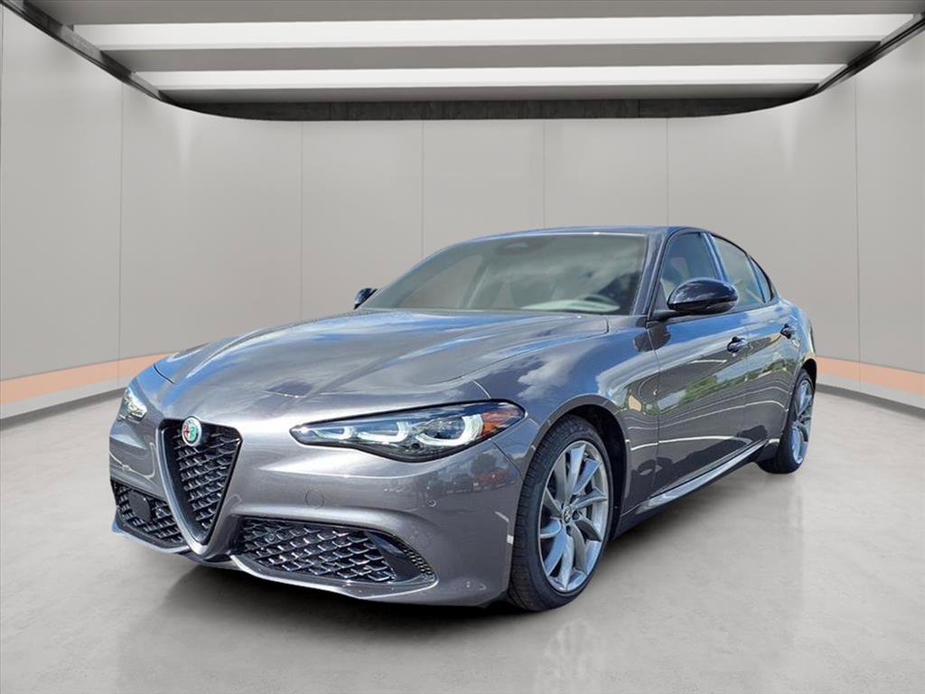 New 2025 Alfa Romeo Giulia image 4