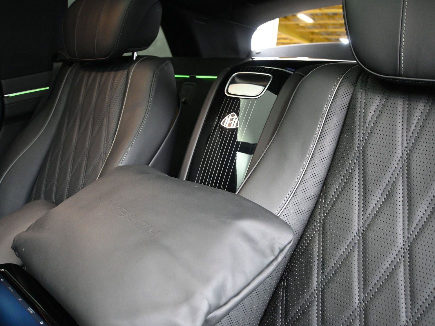 Used 2024 Mercedes-Benz Maybach GLS 600 4MATIC image 17