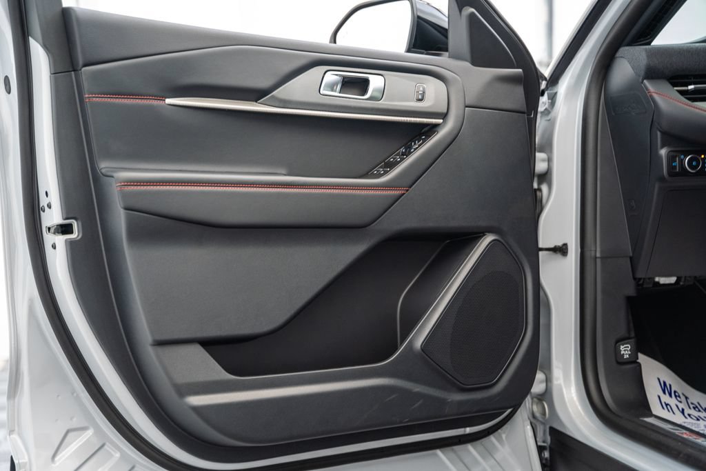 New 2026 Ford Explorer ST-Line AWD/4WD image 49