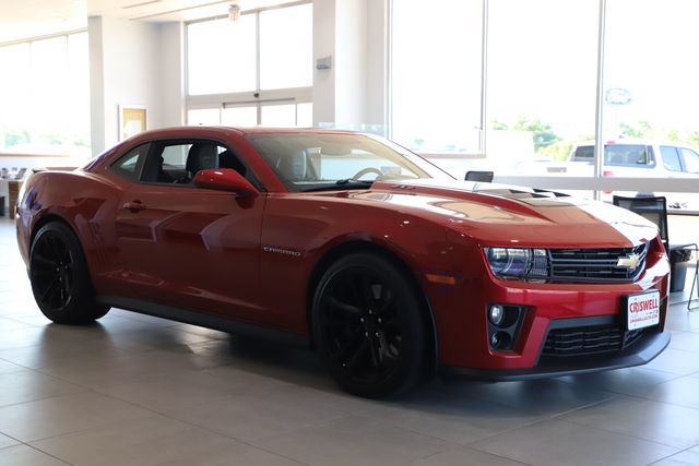 Used 2013 Chevrolet Camaro ZL1 RWD image 5