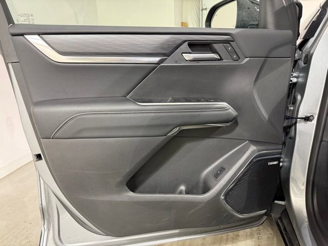 Certified 2025 GMC Acadia Elevation image 12