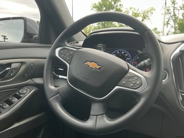 Used 2023 Chevrolet Traverse Premier FWD image 22