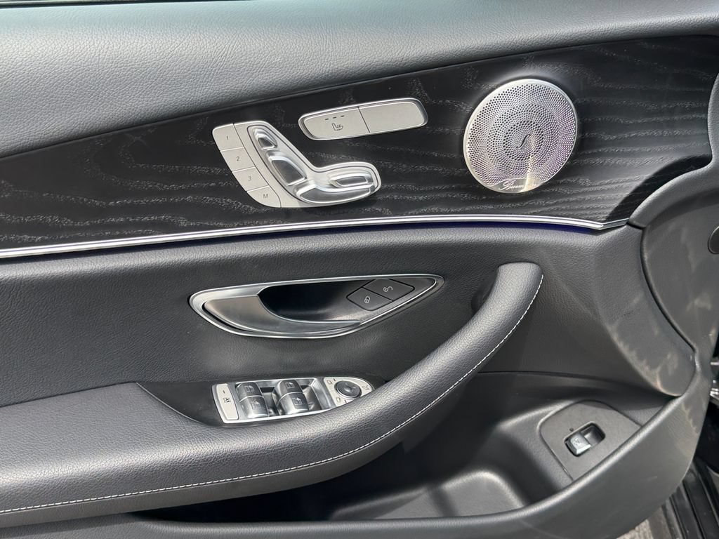 Used 2023 Mercedes-Benz E 350 4MATIC Sedan image 15