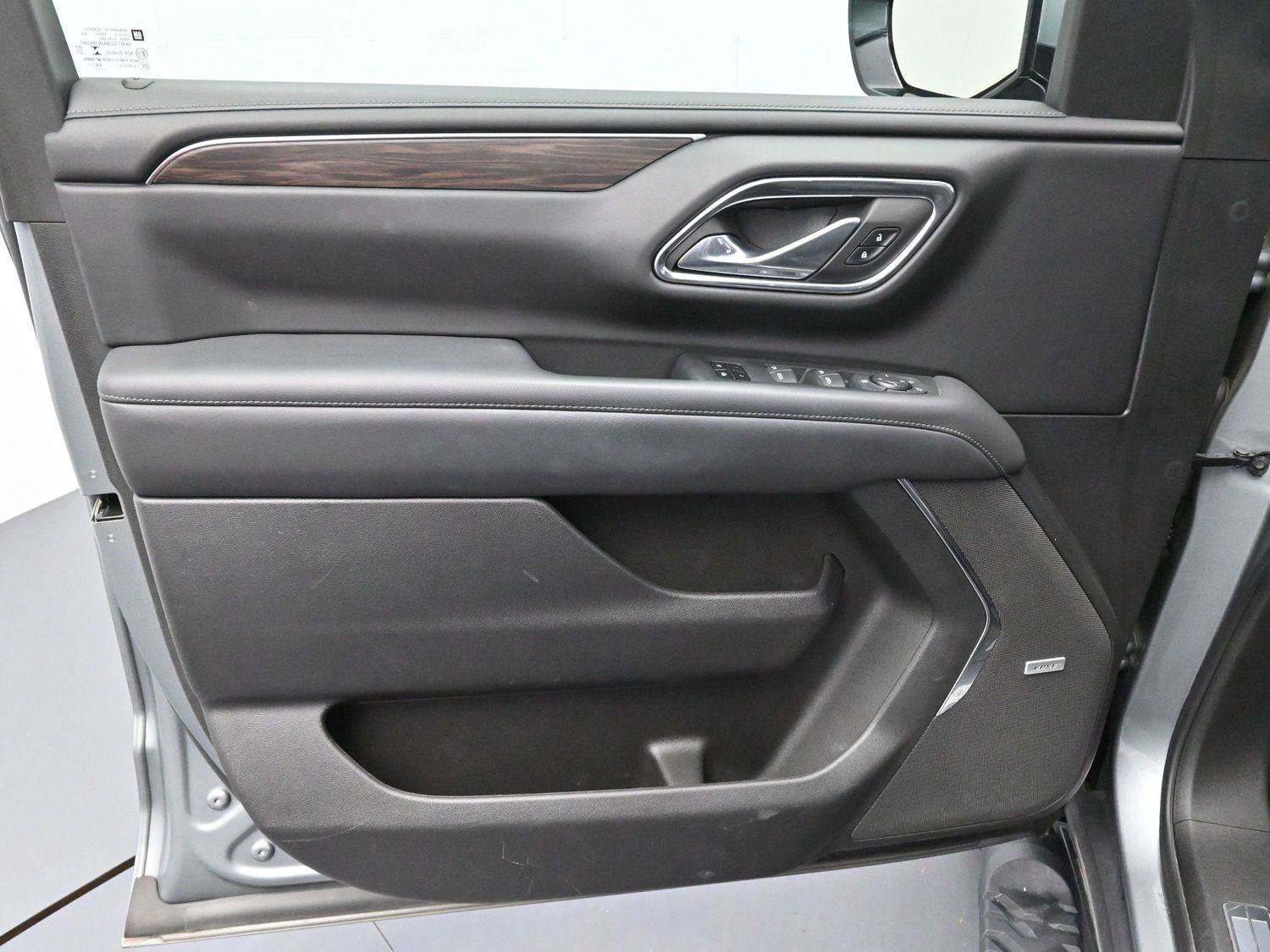 Used 2023 Chevrolet Tahoe Z71 AWD/4WD image 12