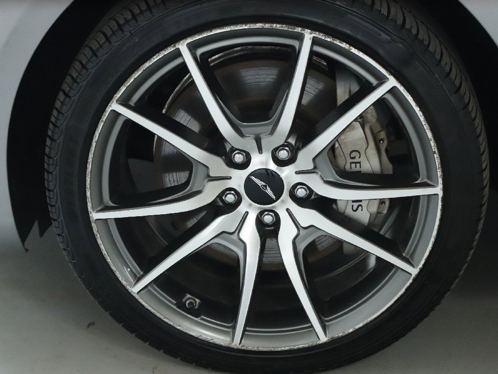 Used 2024 Genesis G70 2.5T image 38