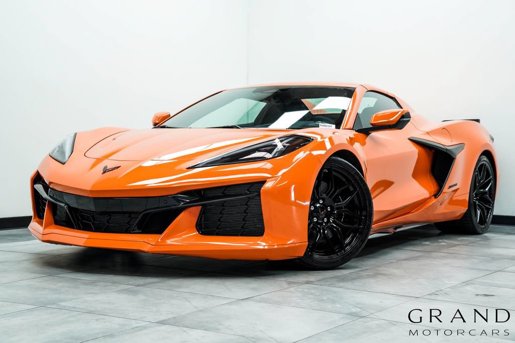 Used 2024 Chevrolet Corvette Z06 RWD image 1