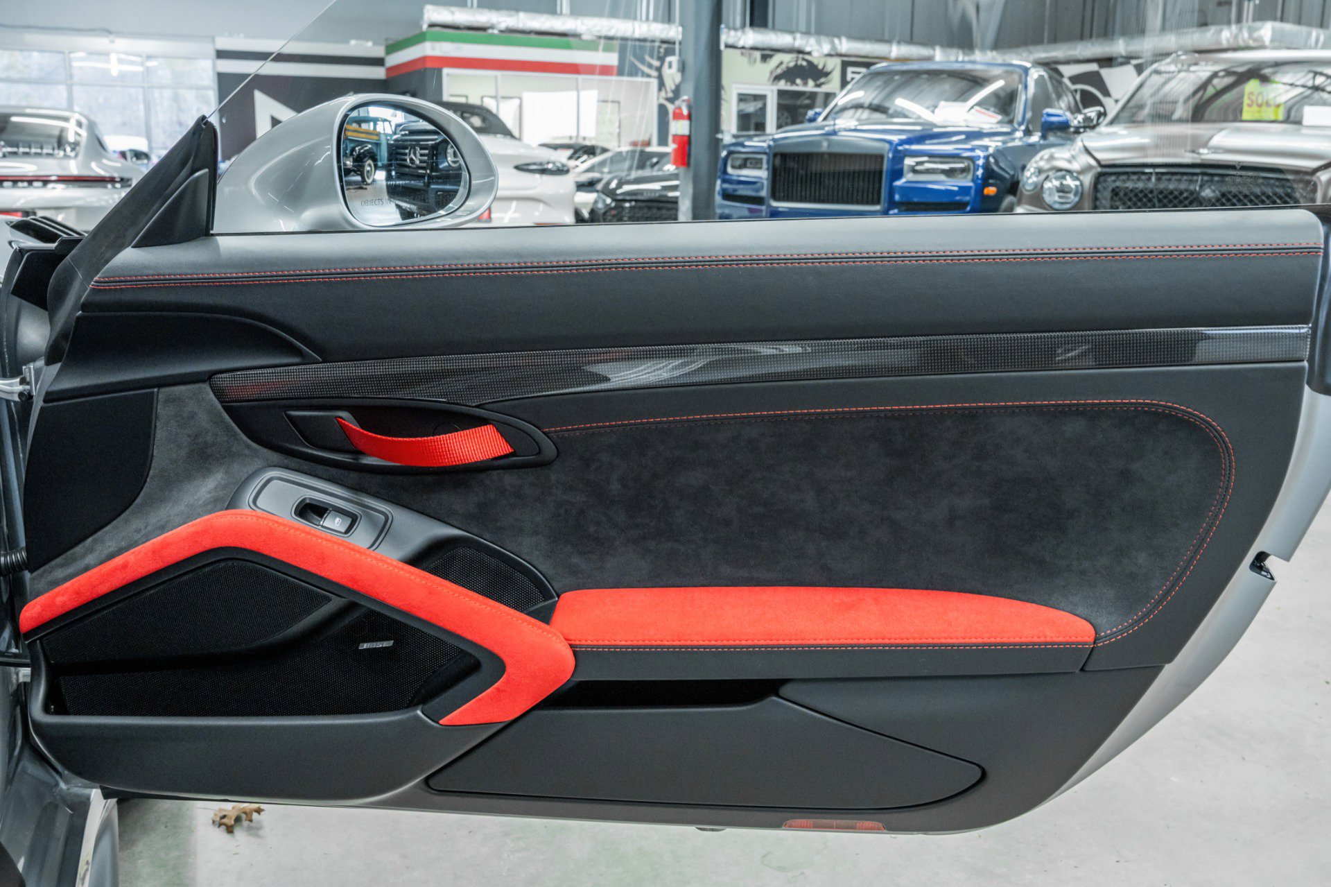 Used 2018 Porsche 911 GT2 RS w/ Weissach Package image 38